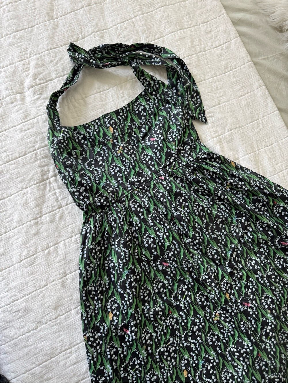 Hill House Home Fleur Midi Dress in the Lily of the Valley Black pattern - Picture 7 of 16
